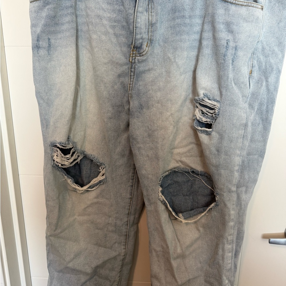 Nasty Gal Relaxed Distressed Jeans